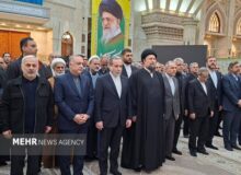 تجدید میثاق عراقچی و کارکنان وزارت خارجه با آرمان‌های امام