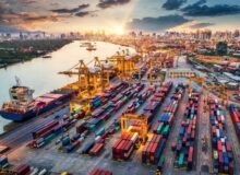 تردد بیش از ۳۱۶ هزار دستگاه کامیون حامل کالاهای صادراتی در گمرکات مرزی استان کرمانشاه