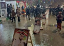 جشن میلاد امام زمان(عج) در خیابان‌های بارانی قوچان