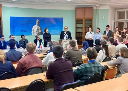 جلالی: مردم ایران در چند دهه گذشته با انواع تهدیدها مواجه شده‌اند