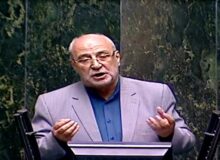 حاجی‌دلیگانی: قدرت خرید مردم کاهش یافته؛ باید تدبیر کنیم