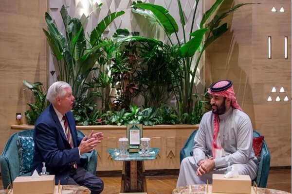 در دیدار بن سلمان با سناتور آمریکایی چه گذشت؟