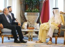 دیدار لاریجانی با امیر قطر در سفر به دوحه
