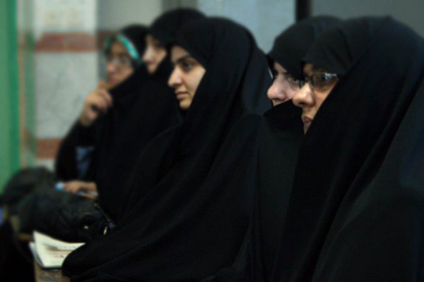 زن و مرد بودن مرجع تقلید در فتوا دادن ملاک نیست/پذیرش کامل مرجعیت زنان