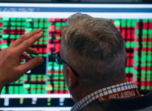 شکاف بی‌سابقه نوسان در وال‌استریت؛ آرامش فریبنده شاخص‌ها