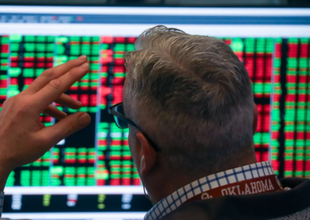 شکاف بی‌سابقه نوسان در وال‌استریت؛ آرامش فریبنده شاخص‌ها