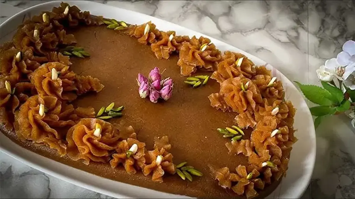طرز تهیه حلوای اوماج با عطر و بوی خاص؛ مخصوص سفره‌های افطار