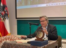 فردوسی معیار ارزش را «انسانیت» می‌داند نه جنسیت/ جایگاه زنان در تحولات