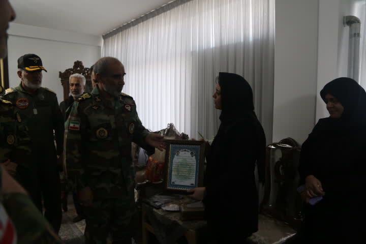فرمانده نیروی زمینی ارتش: شهدای هوانیروز الگوی تعهد،تخصص و ایثار هستند فرمانده نیروی زمینی ارتش: شهدای هوانیروز الگوی تعهد،تخصص و ایثار هستند
