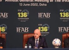 قوانین فوتبال تغییر می‌کند / اجرای قوانین جدید داوری در آستانه جام جهانی ۲۰۲۶