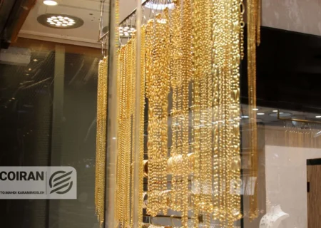 قیمت طلا، دلار و سکه امروز 4اسفند/ طلا افزایشی، دلار و سکه کاهشی + جدول