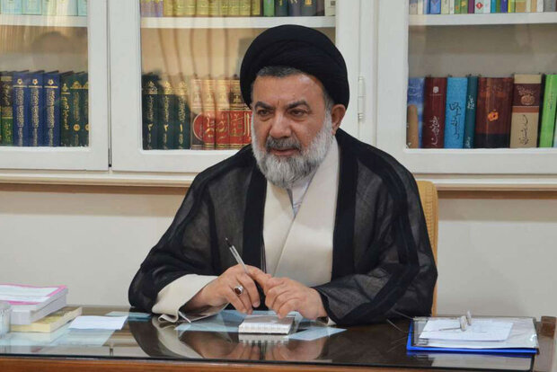 میرعمادی: قرآن با انذار و تبشیر انسانها را هدایت میکند