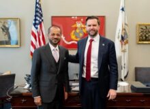 وزیر خارجه عمان: معاون ترامپ را در جریان جزئیات مذاکرات قرار دادم