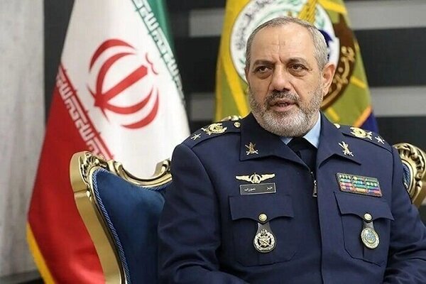 وزیر دفاع: ۵۵ پروژه راهبردی و شگفتانه دفاعی افتتاح میشود