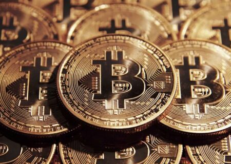 پیش‌بینی قیمت بیت کوین و اتریوم توسط بانک «استاندارد چارترد»