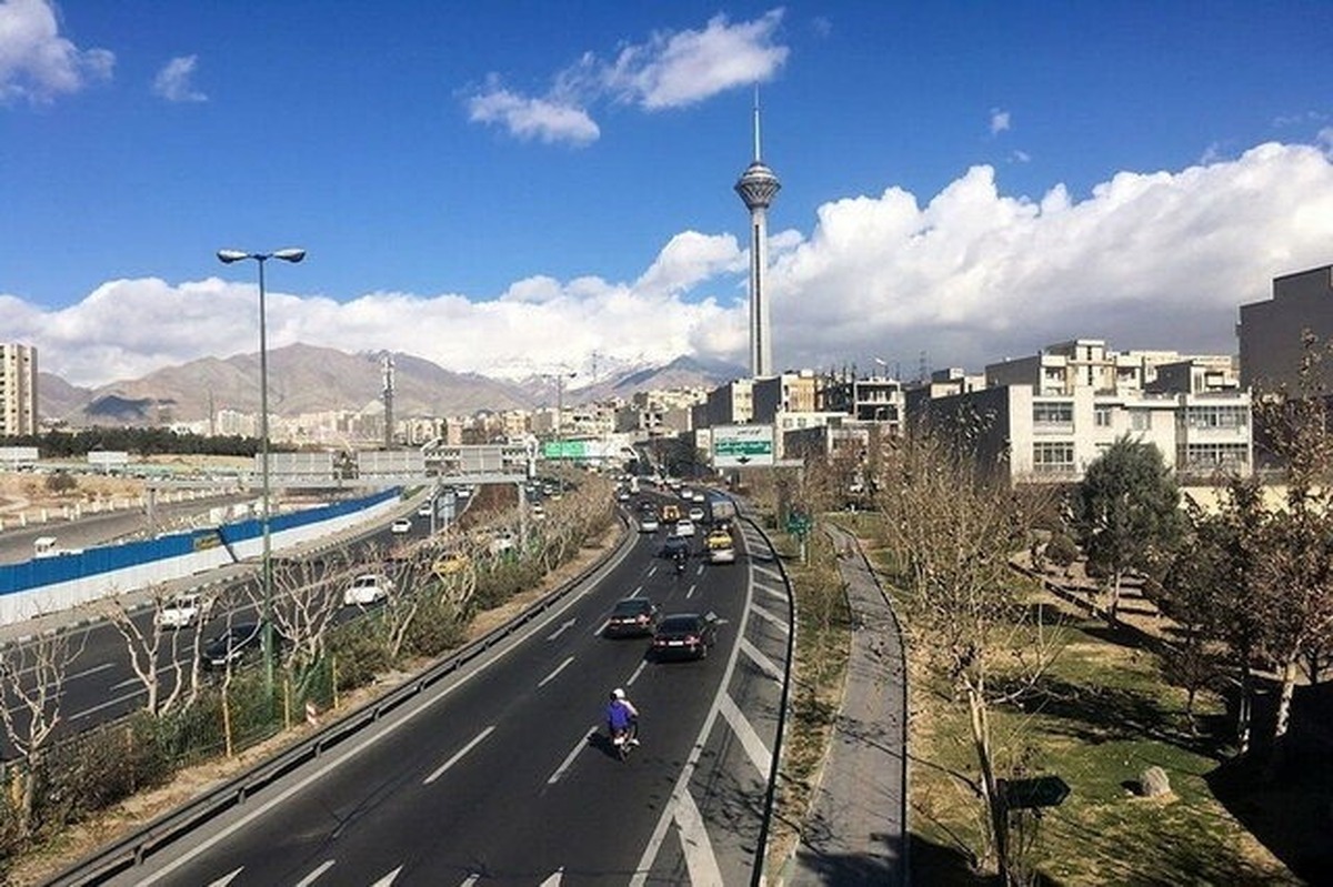 گرمای بیسابقه در شمال ایران / دما نزدیک تابستان گزارش شد