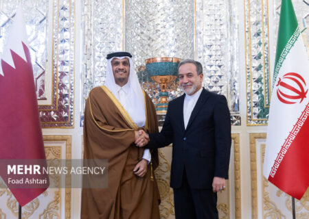 گفت وگوی تلفنی عراقچی و بن عبدالرحمن درباره تحولات منطقه