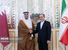 گفت وگوی تلفنی عراقچی و وزیر خارجه قطر درباره تحولات منطقه