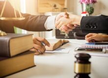 تعرفه خدمات وکیل و مشاوره حقوقی اترس در سال 1404 به طور شفاف اعلام شد