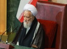 آیت الله موحدی کرمانی: داغدار رهبری هستیم که یگانه عصر خویش بود