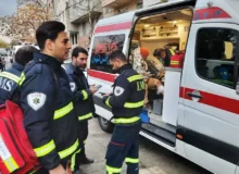 انتقال مصدومان به بیمارستان در پی حمله هوایی در شرق تهران+ عکس