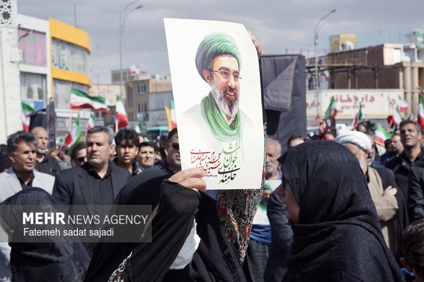 اولین پیام رهبری؛ قدرت دفاعی، دیپلماسی فعال و افق ایران نوین