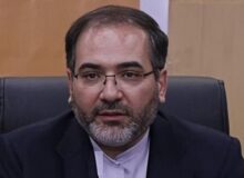 اکبری: همه جریان‌ها باید در انتخاب رهبر جدید وحدت داشته باشند