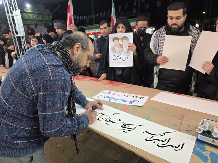 برپایی موکب هنر و رسانه قم با حضور هنرمندان تجسمی