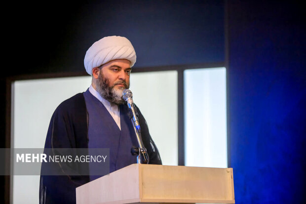 حجت الاسلام قمی:ترامپ از واژه«صلح» برای شرارت بیشتر سوءاستفاده میکند