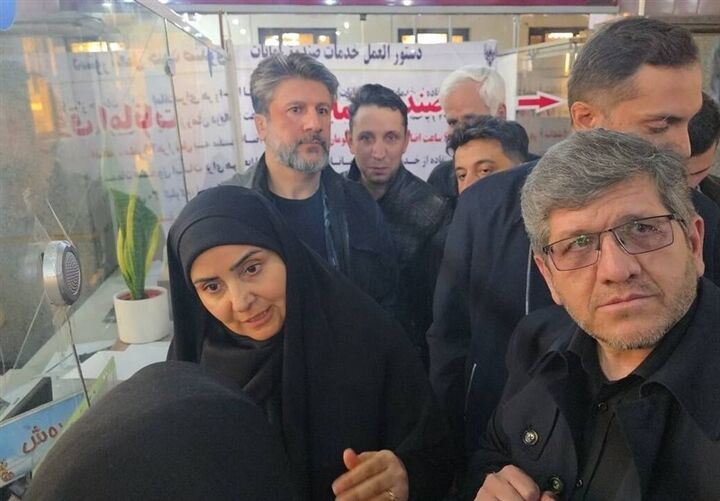 حضور وزیر راه و شهرسازی در ایستگاه راه آهن تهران | اخذ تصمیمات لازم جهت تسهیل سفر مردم  