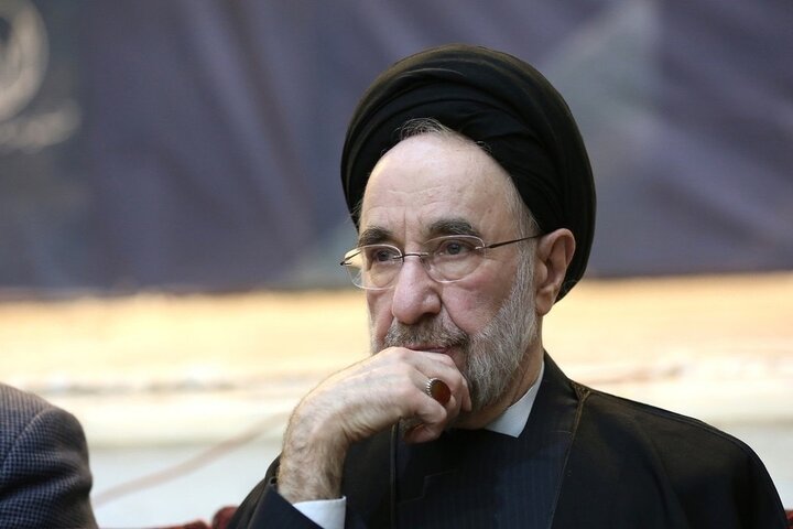 خاتمی: شهادت رهبر معظم انقلاب جنایتی بزرگ و درد آور است