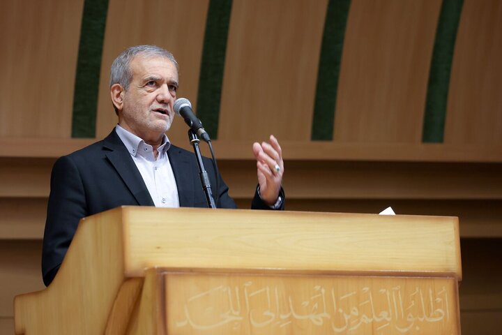 دل ایران به یاد ۲۰ جاویدالاثر و ۸۴ دریادل مظلوم ناو «دنا» داغدار است
