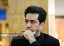 دل نوشته محمد معتمدی برای ایران؛ این صفحه از تاریخ به ما چشم دوخته است
