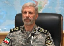 سرلشکر حاتمی: تا آخرین قطرۀ خون از عزت و شرف ایران پاسداری می‌کنیم