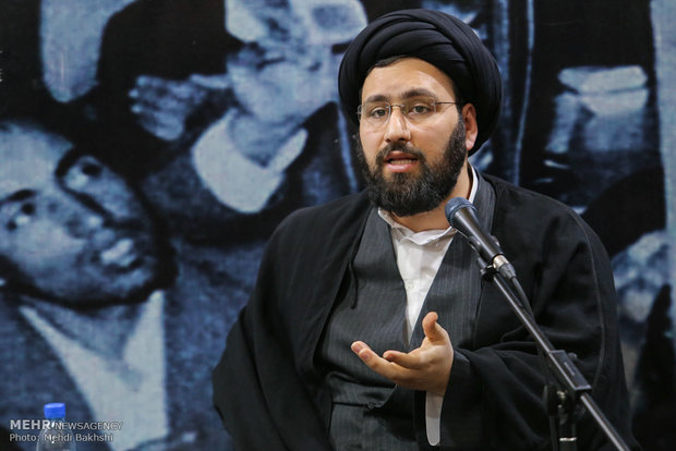 سید علی خمینی:پیام روشن انتخاب شما این است که راه رهبر شهید ادامه دارد