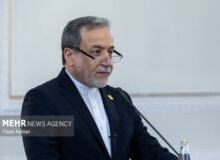 عراقچی: دونالد ترامپ میز مذاکره را بمباران کرد