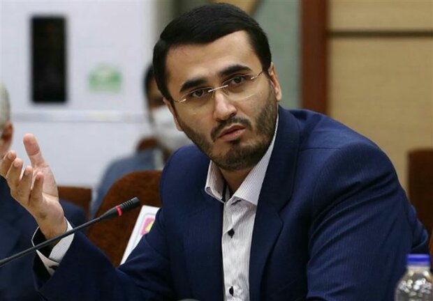 متفکرآزاد: تحقق شعار سال نیازمند استفاده از ظرفیت‌های داخلی است