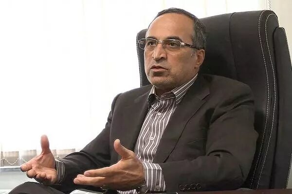واعظ آشتیانی: دولت اقتصاد مقاومتی را از بخش نظامی الگو برداری کند