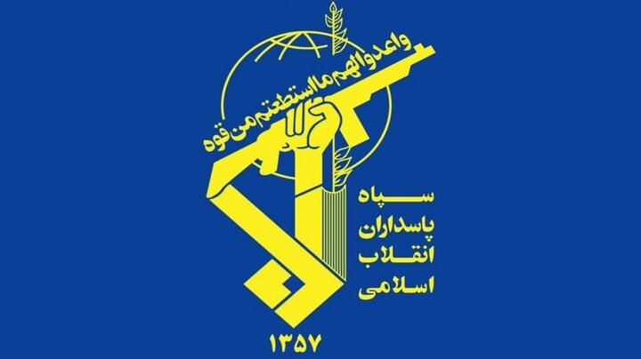 پایگاههای ارتش آمریکا با موشکهای قدر، خرمشهر و عماد در هم کوبیده شد
