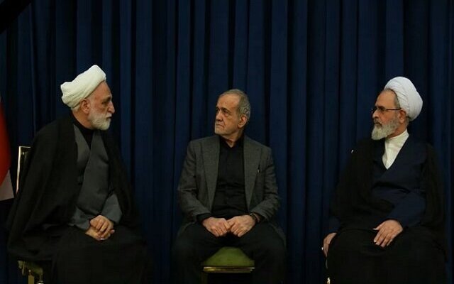 چهارمین جلسه شورای موقت رهبری برگزار شد