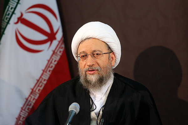 آیتالله آملی لاریجانی: شکست دشمن، مرهون اتحاد و بلوغ ستودنی ملت است