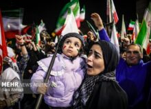 زنان در خط مقدم غیرت ملی؛ از آشپزخانه‌های جهادی تا خیابان‌های شبانه