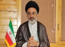 مقام معظم رهبری همچون‌ پدر در حال رهبری هستند