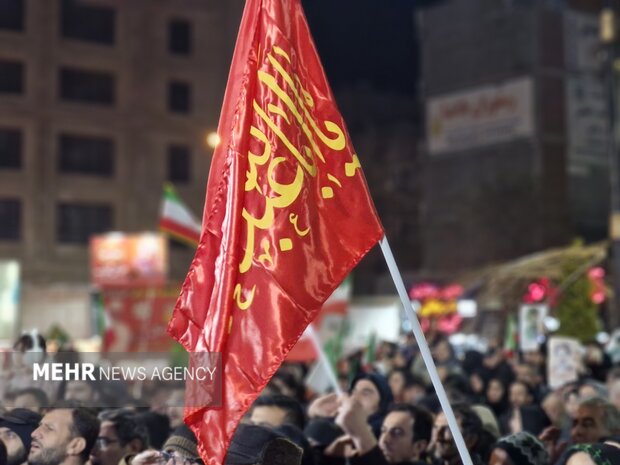 کاشانی ها همچنان در میدان پای کار انقلاب