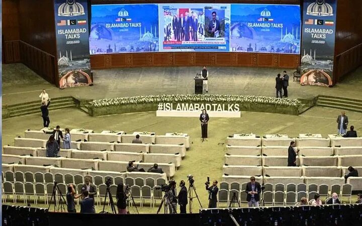 یک منبع دیپلماتیک: تبادل مستمر پیام بین تهران و اسلامآباد ادامه دارد
