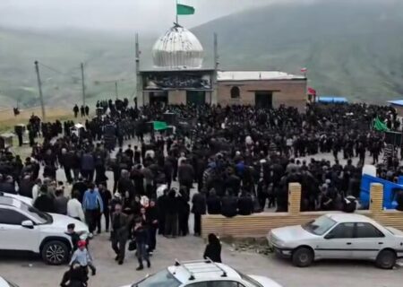 آقاباباسنگ، میعادگاه عاشقان حسینی در تاسوعا