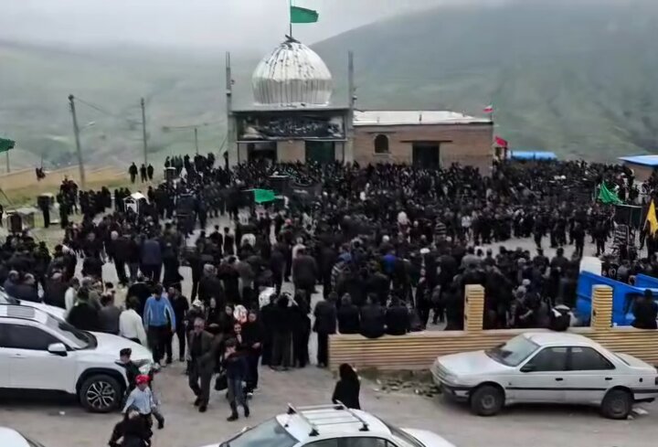 آقاباباسنگ، میعادگاه عاشقان حسینی در تاسوعا