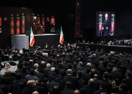 عزاداری شب تاسوعا در جوار قتلگاه رهبر شهید انقلاب