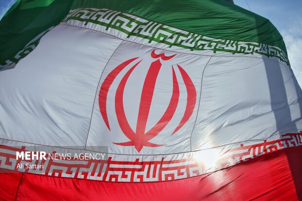محمدپور: به هرگونه تجاوز پاسخی قاطع و پشیمان کننده می دهیم