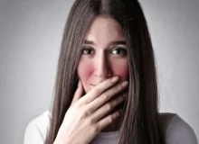 چرا وقتی خجالت می‌کشیم صورتمان سرخ می‌شود؟